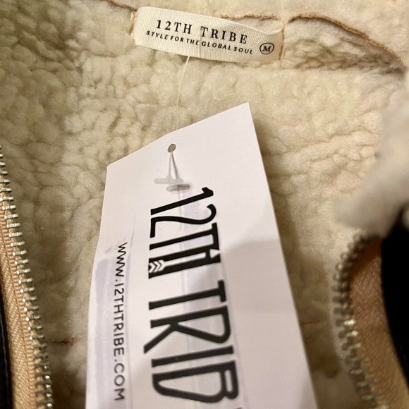 Women's Cream and Tan Shearling Vest - Picture 6 of 8